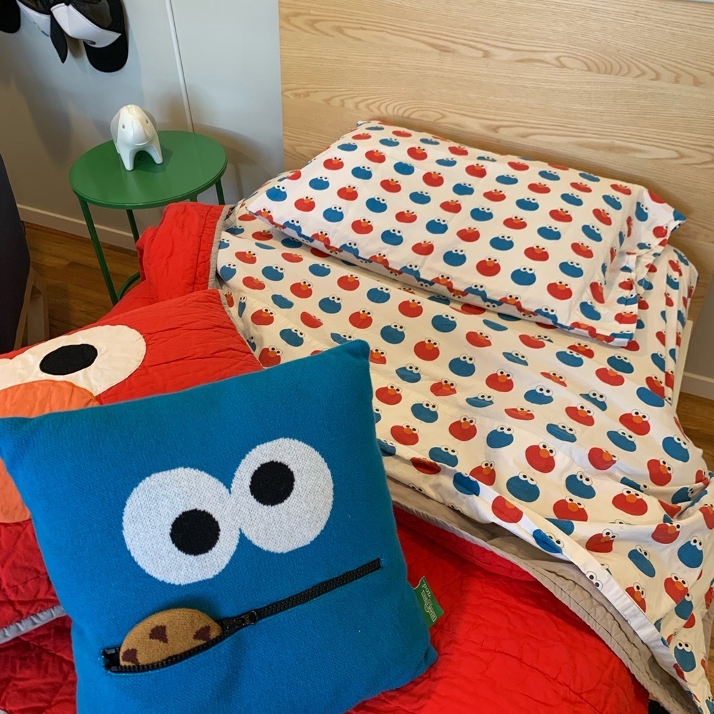 Land of Nod Sesame Street Elmo Quilt, Elmo Sham, and Sheet Set